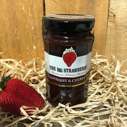 Big Strawberry +quotStrawberry+quot + Cherry Jam 290g